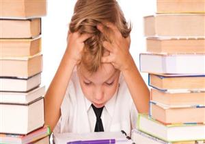 "بطانية وتكييف ساخن".. "أمهات مصر" تكشف معاناة أبنائهن مع البرد أثناء المذاكرة