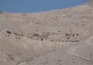  وفد "إعلام النواب" يزور عددا من المقابر الأثرية بالأقصر 