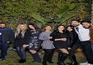 بالصور.. مينا عطا يحتفل بعيد ميلاده وسط أصدقائه