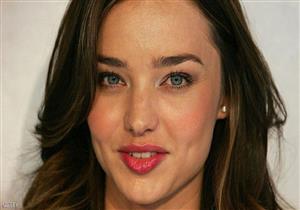 لمحبي الغمازات.. كيف تحصلين على واحدة؟