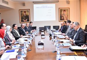 وزيرا الصحة والمالية يترأسان الاجتماع الأول لهيئات التأمين الصحي