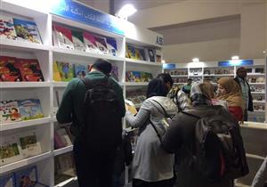 تبدأ من جنيه.. إقبال كبير على إصدارات قصور الثقافة بمعرض الكتاب