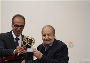  وحيد حامد يرفض التعليق على أزمة مستشفى "57357" (صور)