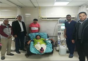 سائحة هندية تخضع لجلسة غسيل كلوي في مستشفى الأقصر العام: "مرضى لم يمنعني من زيارة مصر"