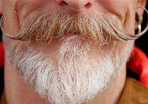  بالصور| "فرشاة أسنان" و"حدوة حصان".. مراحل تطور "الشنب" في 200 سنة