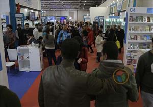 "حوار في الأدب والسياسة".. ندوة بمعرض القاهرة الدولي للكتاب