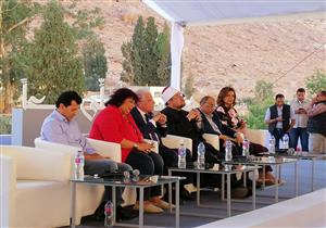 وزيرة الثقافة ومحافظ جنوب سيناء يشهدان احتفالية "هنا نصلي معًا"