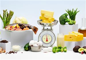 منها البرتقال والتفاح.. 10 أطعمة محظورة على متبعي الكيتو دايت