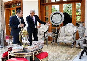 "الصناعات اليدوية والتراث".. تفاصيل اجتماع السيسي بمحافظ المنوفية- صور