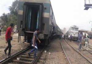 بسبب مخلفات السيل.. انقلاب جرار قطار في السويس وإصابة 7 أشخاص