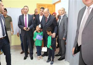 محافظ القاهرة يوجه بتخصيص يوم صحي بمدارس العاصمة