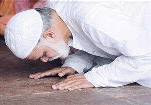 بالفيديو| أمين الفتوى يصف علاجًا للسرحان في الصلاة واستحضار الخشوع