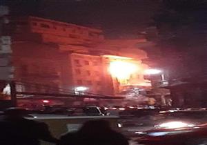 بالأسماء- مصرع وإصابة 5 أشخاص في حريق هائل بعقار بالإسكندرية (فيديو)