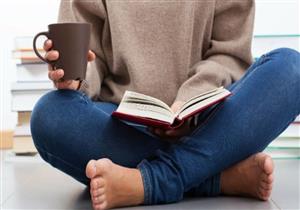 أبرزها تربيع الساقين.. 8 عادات خاطئة تسبب الإصابة بخشونة الركبة