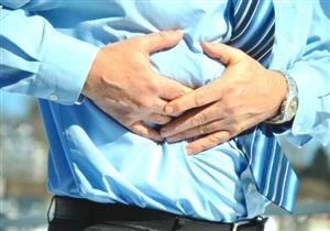 علامات مبكرة تكشف إصابتك بـ التهاب المرارة.. احذرها 