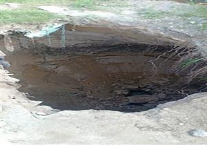 بسبب هبوط أرضي.. لجنة لمعاينة 3 منازل بقرية الطايفة في كفرالشيخ