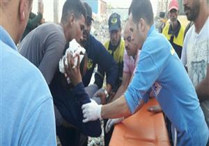 بالأسلحة البيضاء.. بلطجية يعتدون على موظفين بشركة النظافة بالإسكندرية (صور)