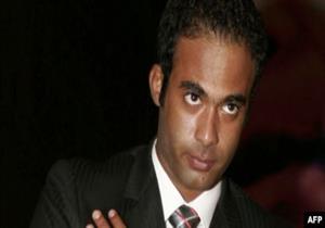 "كان له والدان".. الأخ الوحيد لهيثم زكي يكشف علاقة والده بالفنان الراحل