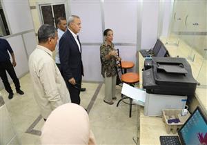 في جولة مفاجئة لمحافظ قنا.. إحالة 75 موظفًا بوحدة دشنا المحلية إلى التحقيق