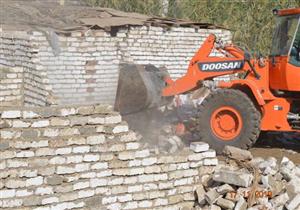 249 حالة منذ بدء الموجة 14 لإزالة التعديات في بني سويف