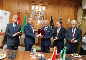 بالصور- افتتاح مركز جامعة المنوفية للتطوير المهني