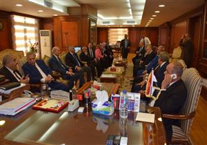 بالصور.. رئيس النيابة الإدارية يتلقي وفد الدستورية برئاسة المستشار سعيد مرعي