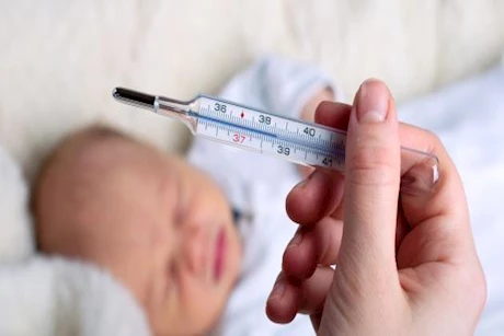 أسباب ارتفاع حرارة الأطفال خلال فصل الربيع وطرق الوقاية منها