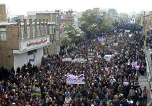 الحرس الثوري الإيراني يشيد بالتصدي العسكري السريع للمحتجين