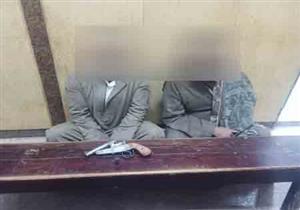 بسبب خلافات الجيرة.. ضبط شقيقين بتهمة قتل مزارع في أسوان