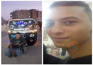 بالصور.. أهالي كفر سعد يشيعون جثمان "مصطفى" ضحية الغدر بدمياط