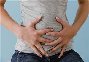 النوبات القلبية من بينها.. أسباب وعلاج ألم السرة