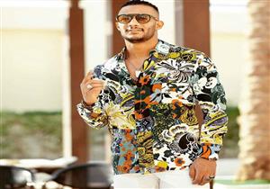 محمد رمضان ينشر صورة تجمعه بـ"لويس فيجو": أحترم هذا اللاعب