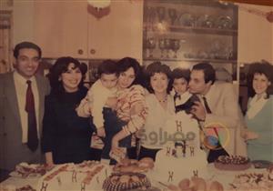  صور نادرة لهيثم أحمد زكي مع والدته في عيد ميلاده الرابع