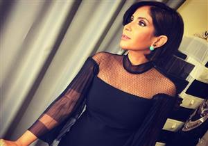 بهذة الكلمات.. منى زكي تنعى المخرج سمير سيف