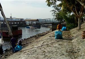 بالصور.. مبادرة لتنظيف نهر النيل في الأقصر