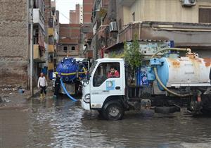 محافظة الجيزة تواصل جهود رفع آثار الأمطار وتمهيد الطرق لتحسين حركة سير المواطنين