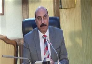 محافظ أسوان يقدم التعازي لأسر ضحايا حادث تصادم الصحراوي الغربي