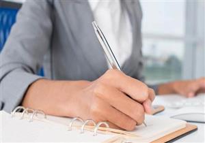  وكيل "صحة أسيوط" يحيل 10 أطباء و26 ممرضًا للتحقيق