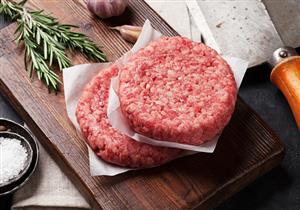 قبل تناوله.. 4 علامات تكشف البرجر الفاسد