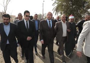 بسبب التقصير.. إحالة رئيس قرية في بني سويف للتحقيق 