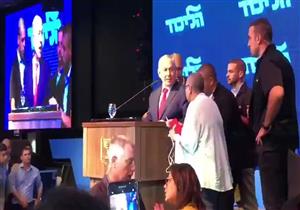 بالفيديو.. لحظة هروب نتنياهو عقب إطلاق صاروخ من غزة