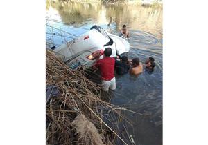 مات الأب ونجا طفله.. سقوط سيارة موظف في ترعة الرشاح بحلوان