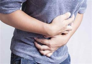 منها الكيوي.. 8 أطعمة تساهم في علاج الإمساك