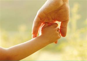 تعرف على فضل كفالة اليتيم.. فتاوى الأزهر توضح بالأدلة الشرعية