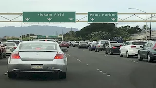 أؤجر سيارتي وأحصل على دخل شهري فهل عليه زكاة؟.. الإفتاء توضح 