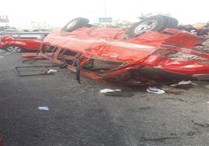 "الميكروباص اتقلب على الطريق".. كثافات مرورية على دائري القاهرة الجديدة إثر حادث تصادم (صور)