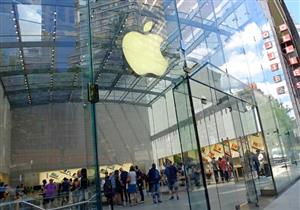  "بطاقة ائتمانية بدون رسوم ومِنصة ألعاب".. أبل تُحلق خارج سرب الآيفون