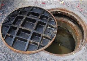 واقعة غرق طفل بـ"بالوعة الطالبية".. حبس مراقب شبكات الصرف الصحي بالجيزة