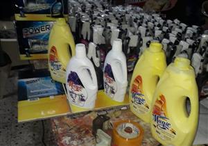 اللقطات الأولى من داخل مصنع مستحضرات تجميل مغشوشة بالجيزة