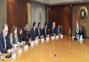   نصار يبحث مع سيمنس تنفيذ مذكرة تفاهم لتحسين تنافسية الصناعة المصرية